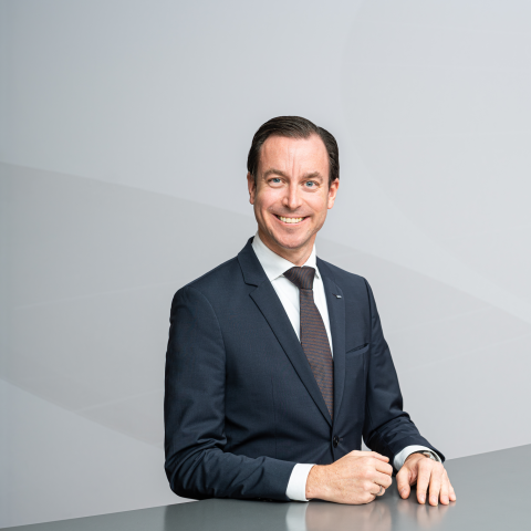 Seit dem Jahreswechsel ist Dr. Tobias Burger (46) neuer Chief Operations Officer (COO) Air & Sea Logistics und Mitglied des…
