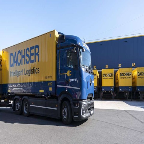Logistikdienstleister DACHSER erzielt 2025 Rekordumsatz von 8,3 Mrd. Euro. Schweiz: 120,7 Mio. CHF.